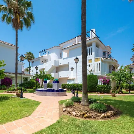 Lumea Del Sol, Naranjos, * Marbella