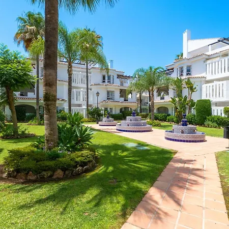 Lumea Del Sol, Naranjos, * Marbella