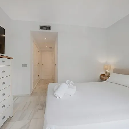 Lumea Del Sol, Naranjos, *