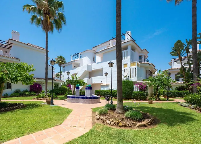 Lumea Del Sol, Naranjos, * Marbella